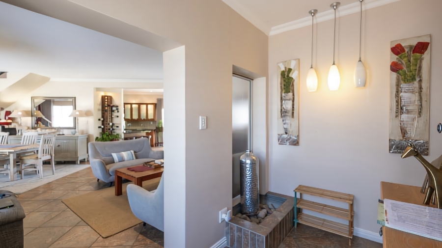 3 Bedroom Property for Sale in Kingswood Golf Estate Western Cape